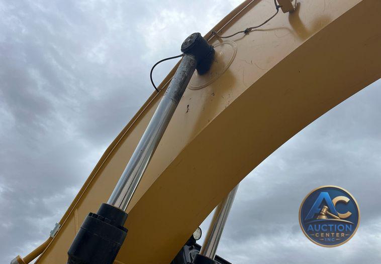 2021 Caterpillar 320GC  excavator