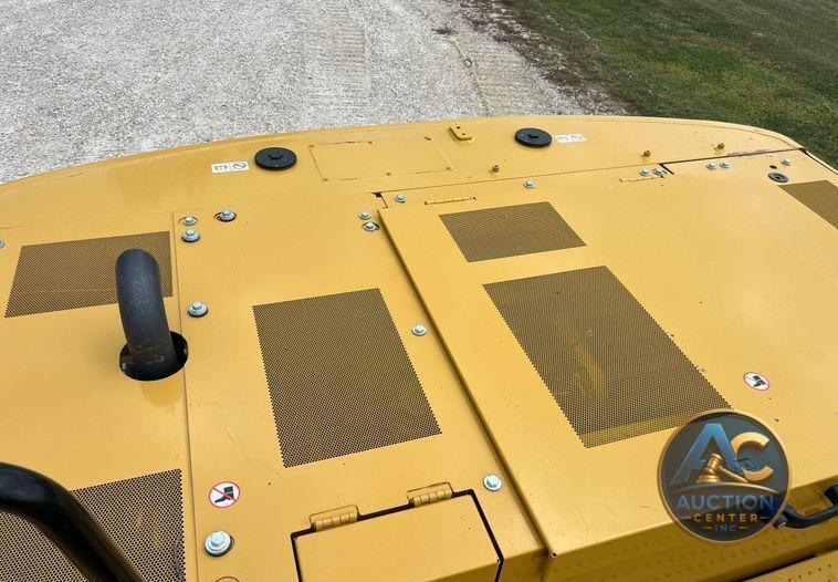 2021 Caterpillar 320GC  excavator