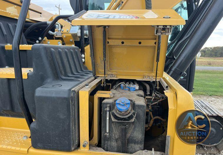 2021 Caterpillar 320GC  excavator