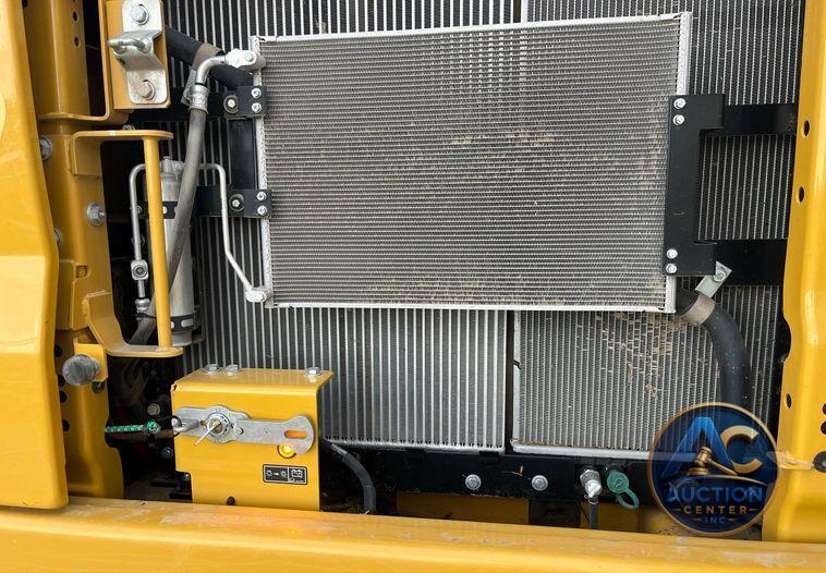 2021 Caterpillar 320GC  excavator