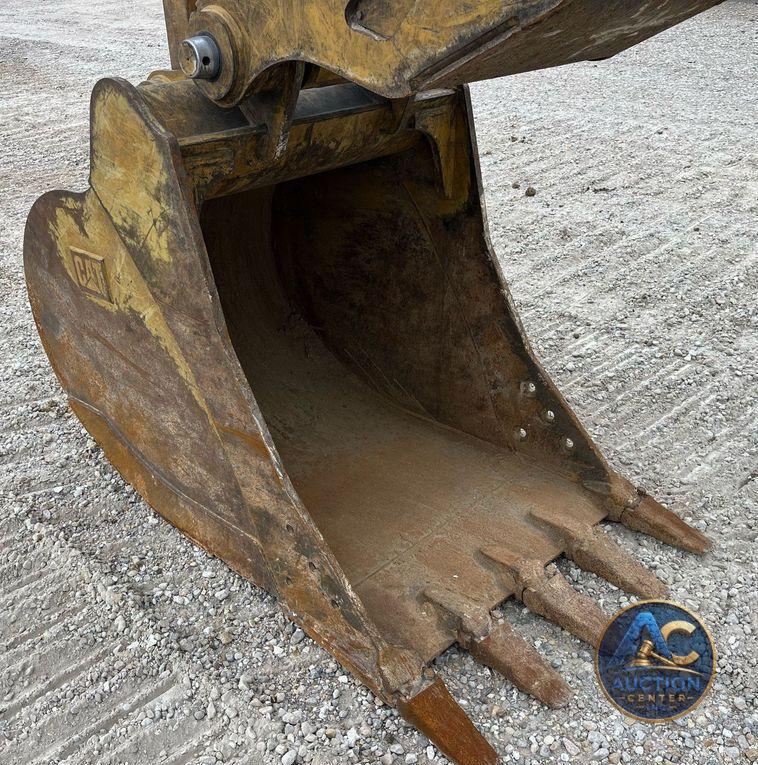 2021 Caterpillar 320GC  excavator