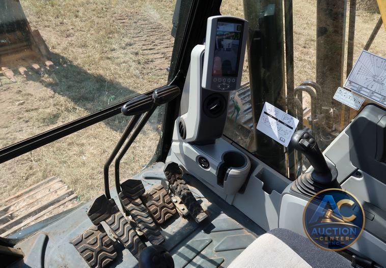 2017 Caterpillar 320F L  excavator