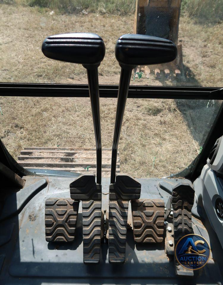 2017 Caterpillar 320F L  excavator
