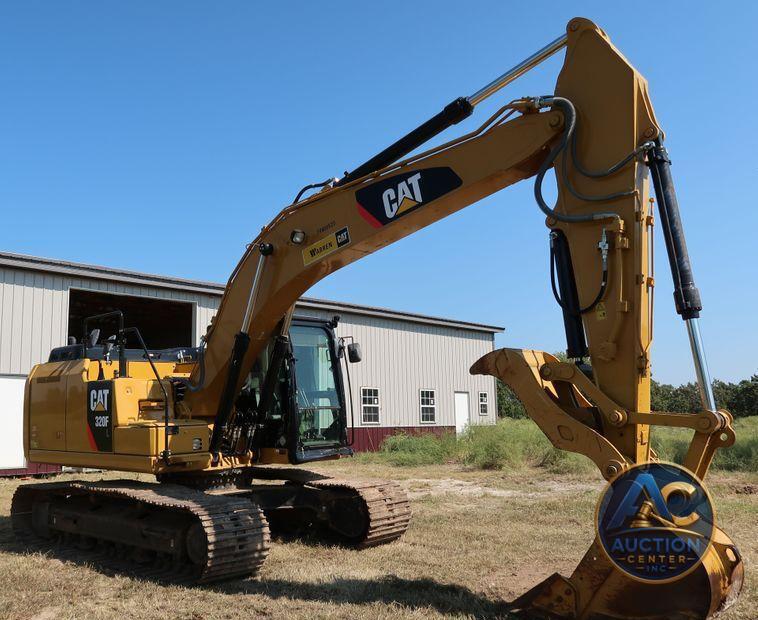 2017 Caterpillar 320F L  excavator