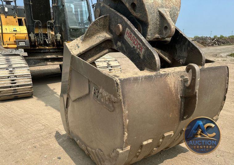 2017 John Deere 470G LC  excavator
