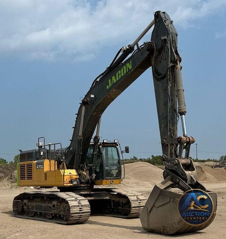 2017 John Deere 470G LC  excavator