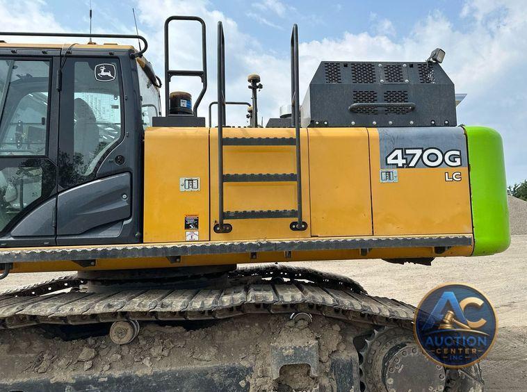2017 John Deere 470G LC  excavator