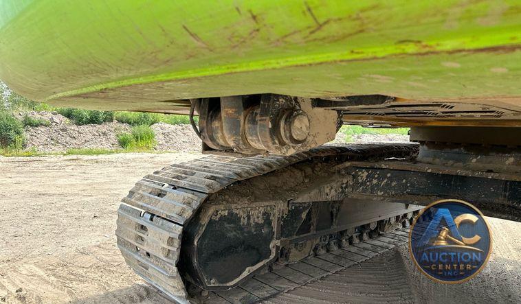 2017 John Deere 470G LC  excavator