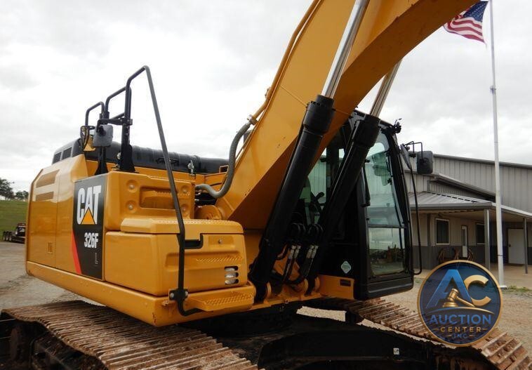2016 Caterpillar 326FL  excavator
