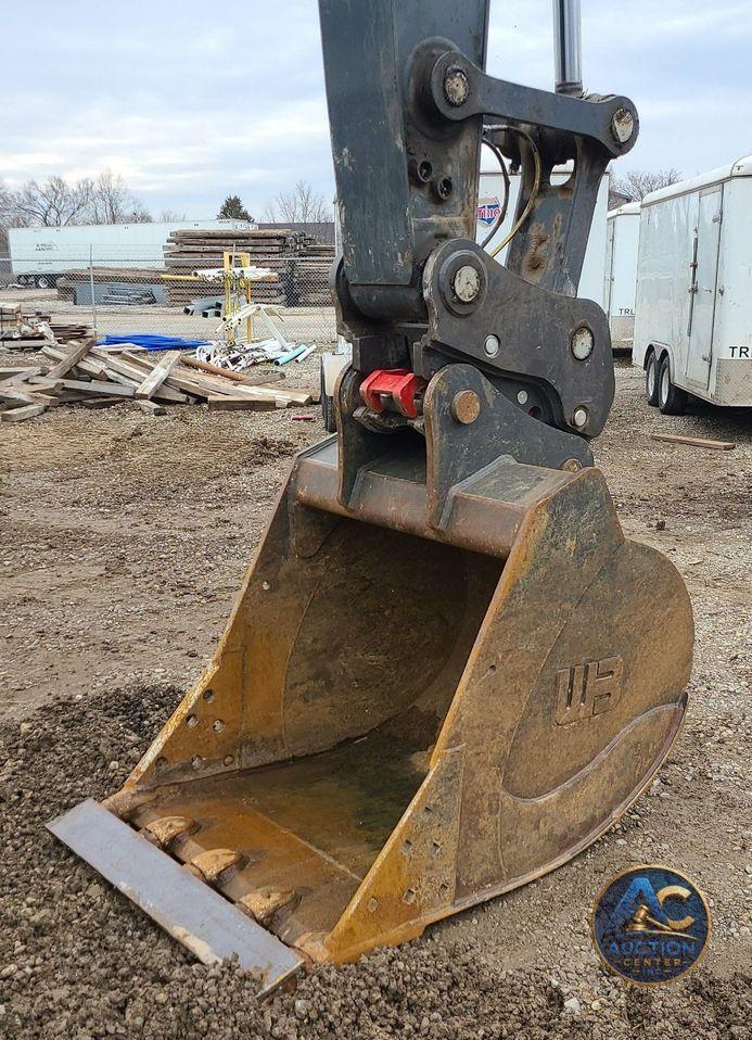 2022 John Deere 200G  excavator