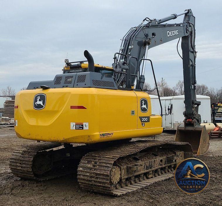 2022 John Deere 200G  excavator