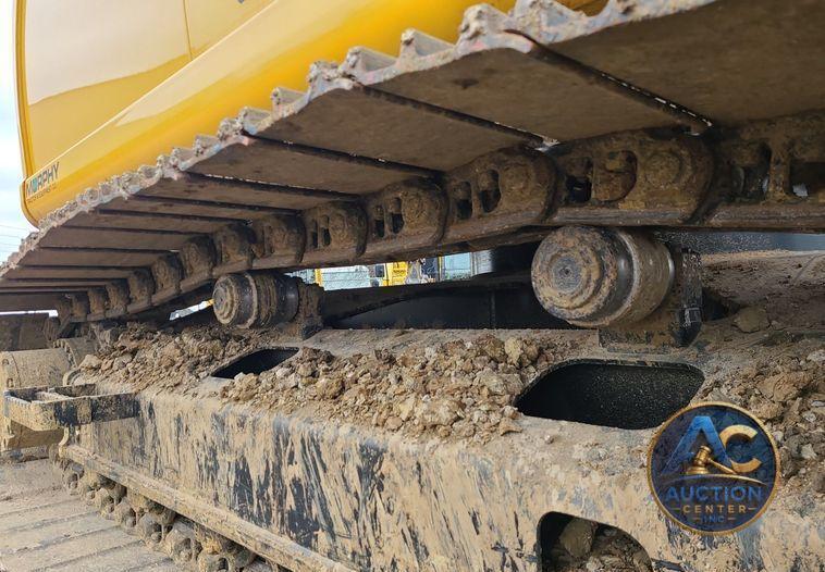 2022 John Deere 200G  excavator