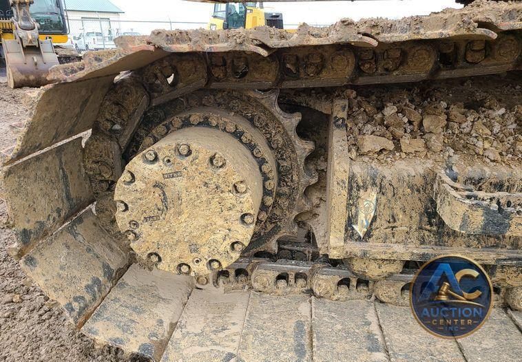 2022 John Deere 200G  excavator