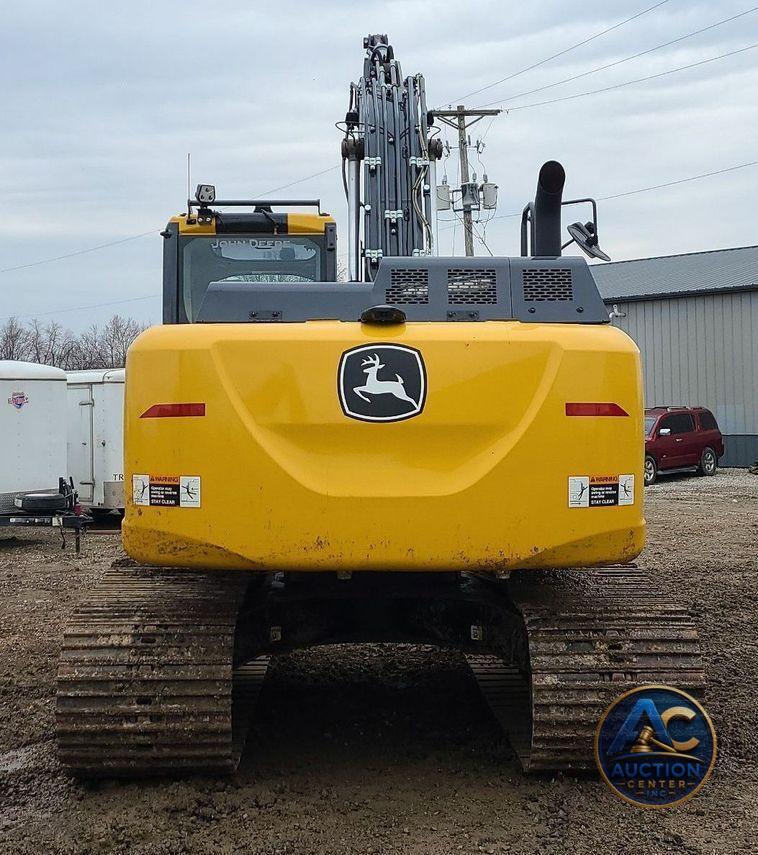 2022 John Deere 200G  excavator