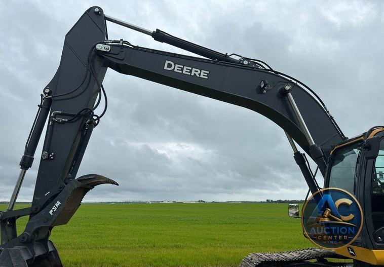 2022 John Deere 250G LC excavator