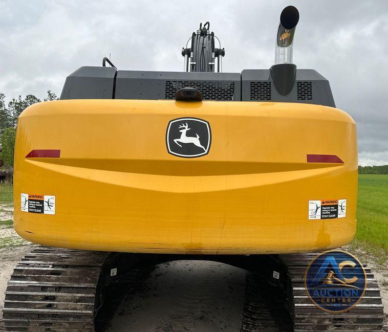 2022 John Deere 250G LC excavator