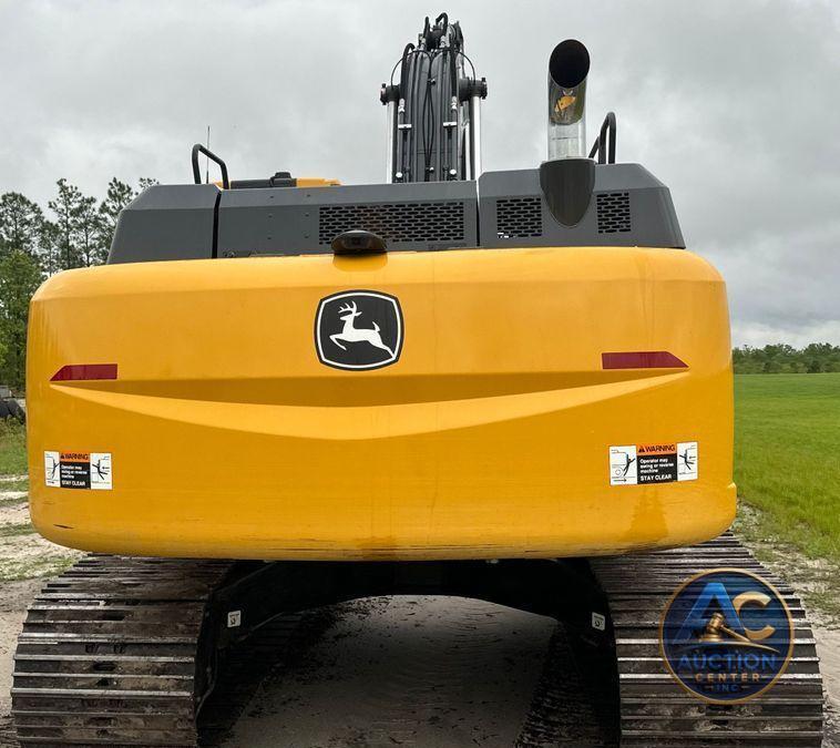 2022 John Deere 250G LC excavator