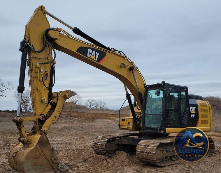 2017 Caterpillar 323FL excavator
