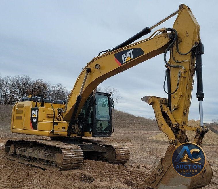 2017 Caterpillar 323FL excavator