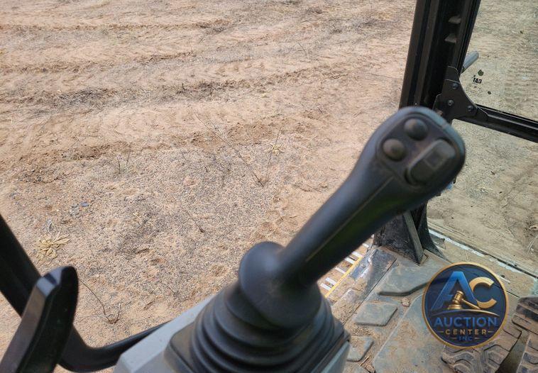 2017 Caterpillar 323FL excavator