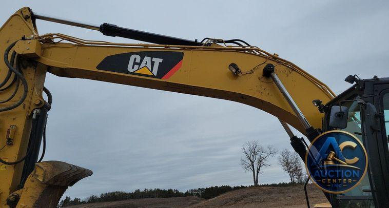 2017 Caterpillar 323FL excavator