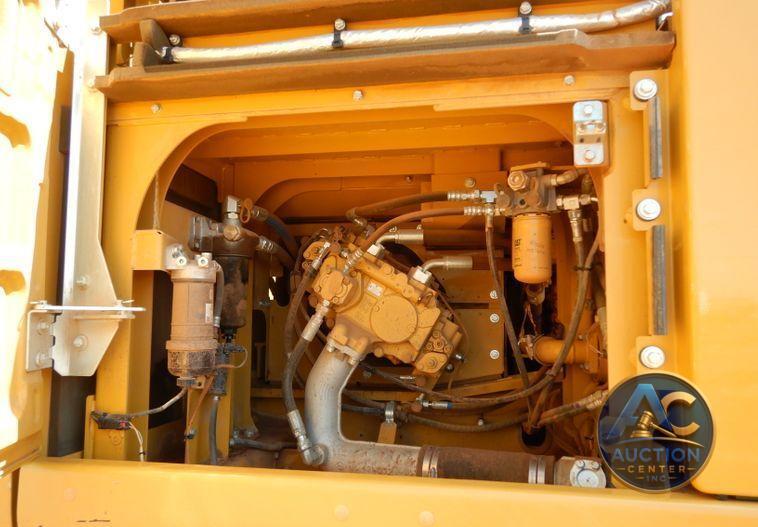 2018 Caterpillar 330FL  excavator
