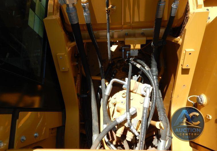 2018 Caterpillar 330FL  excavator