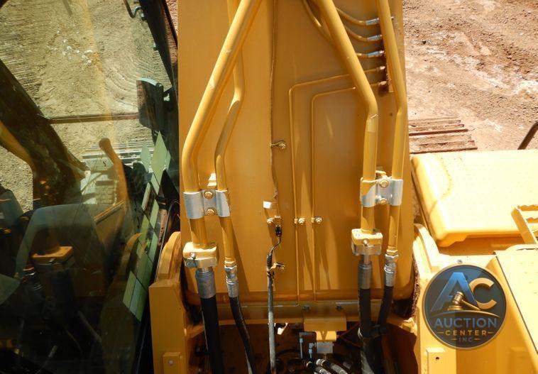 2018 Caterpillar 330FL  excavator