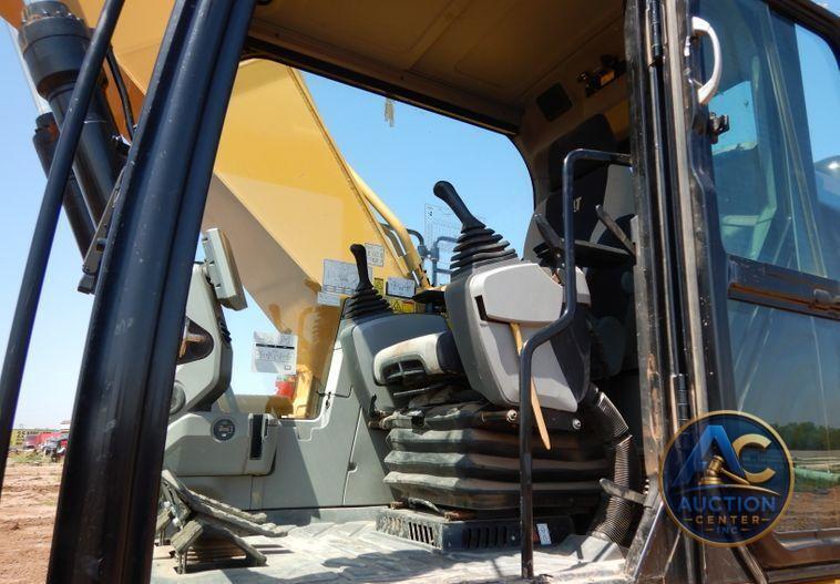 2018 Caterpillar 330FL  excavator