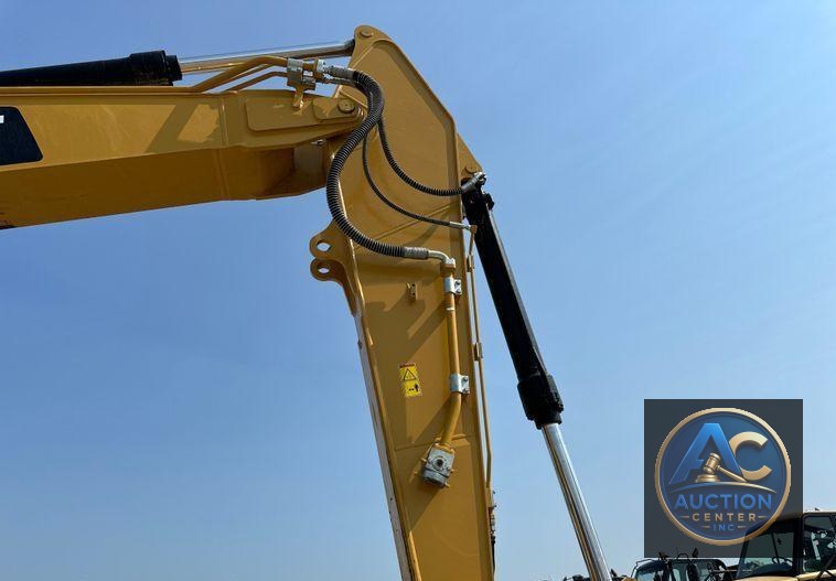 2019 Caterpillar  323 excavator