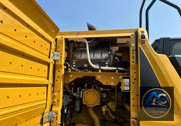 2019 Caterpillar  323 excavator