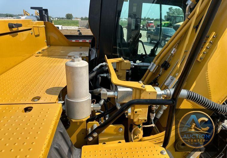 2019 Caterpillar  323 excavator