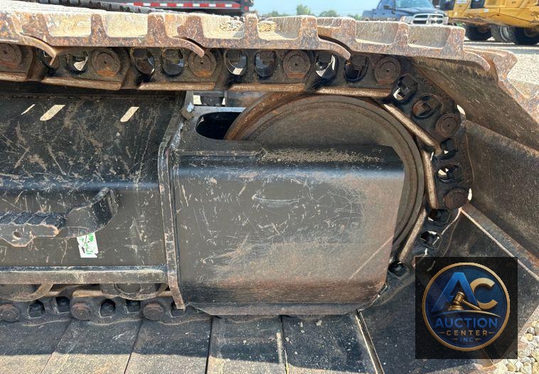 2019 Caterpillar  323 excavator