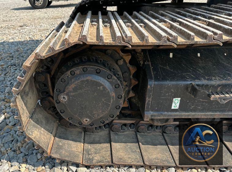 2019 Caterpillar  323 excavator