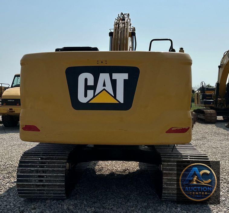 2019 Caterpillar  323 excavator