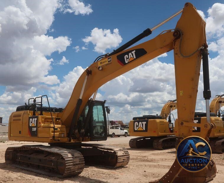 2018 Caterpillar 330FL  excavator