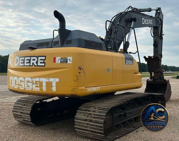 2017 John Deere 210G LC  excavator