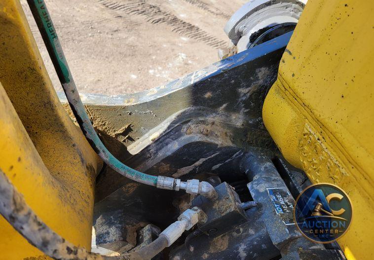 2019 Komatsu PC240LC-11  excavator