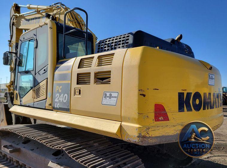 2019 Komatsu PC240LC-11  excavator
