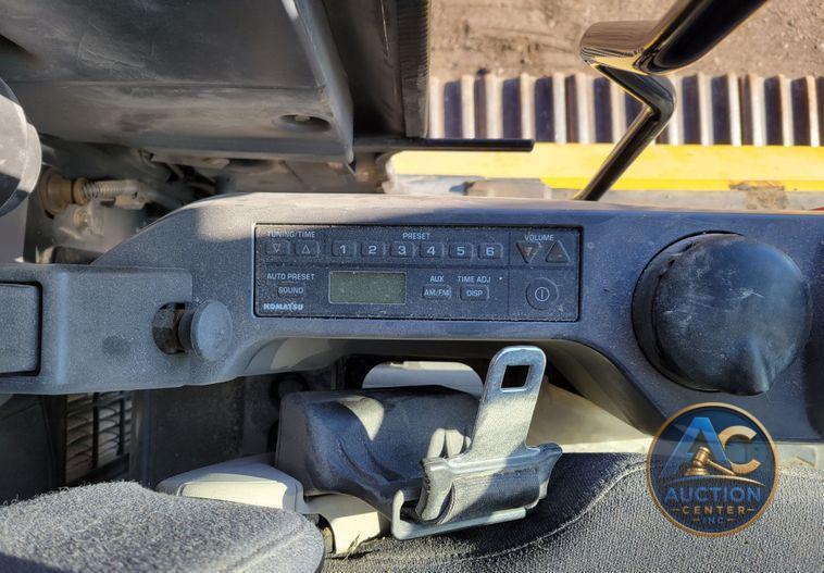 2019 Komatsu PC240LC-11  excavator