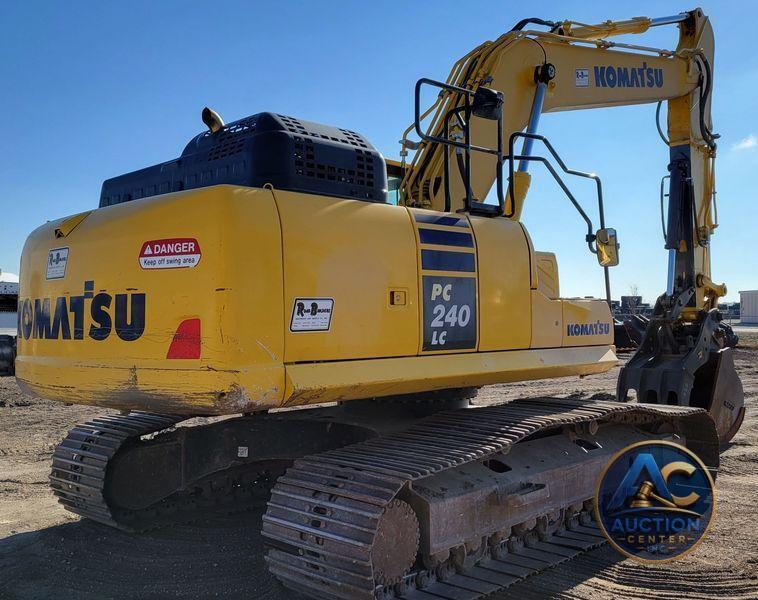 2019 Komatsu PC240LC-11  excavator