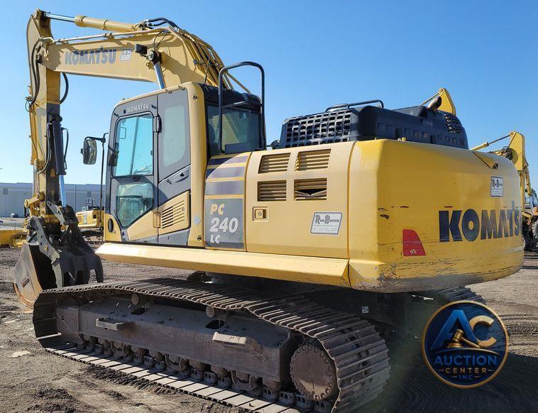 2019 Komatsu PC240LC-11  excavator