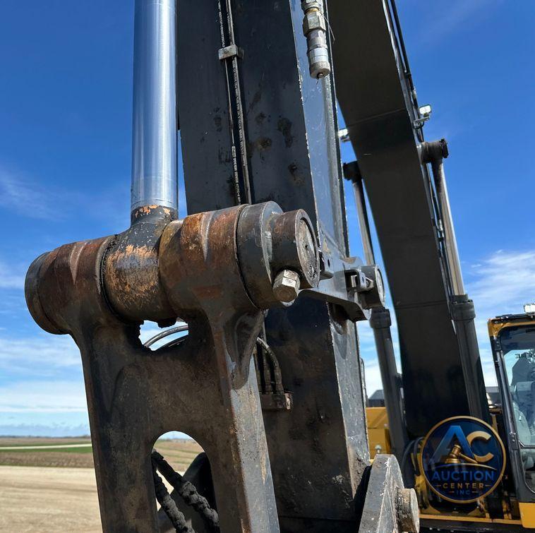 2019 John Deere 350G LC excavator