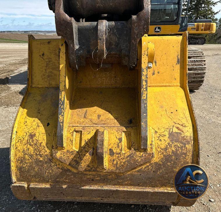 2019 John Deere 350G LC excavator