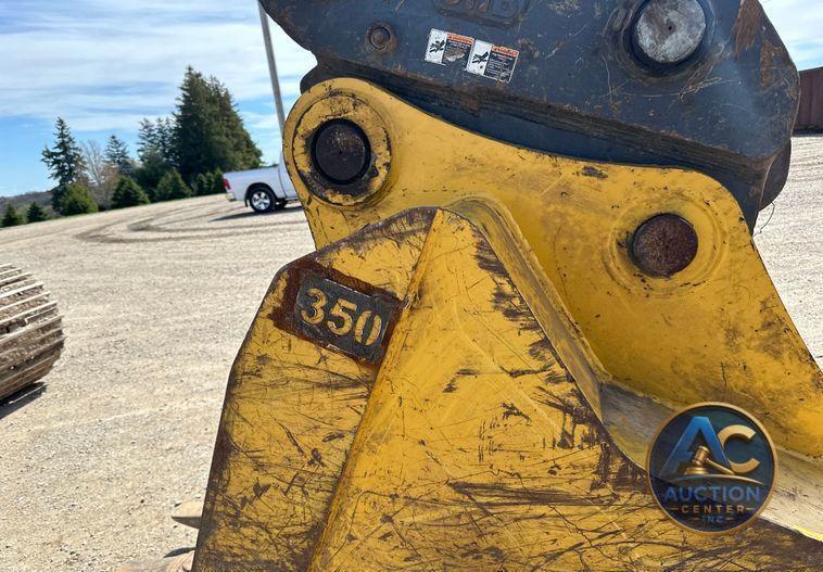 2019 John Deere 350G LC excavator