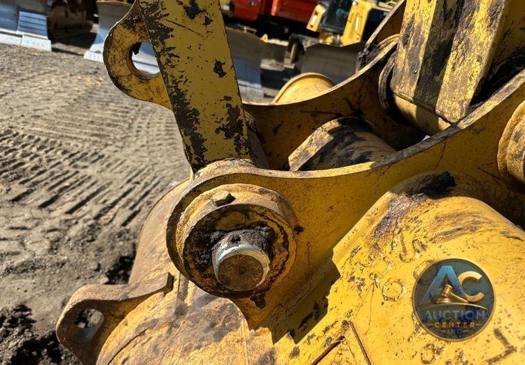 2015 Caterpillar 323FL excavator