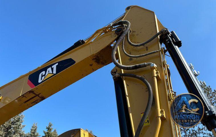 2015 Caterpillar 323FL excavator
