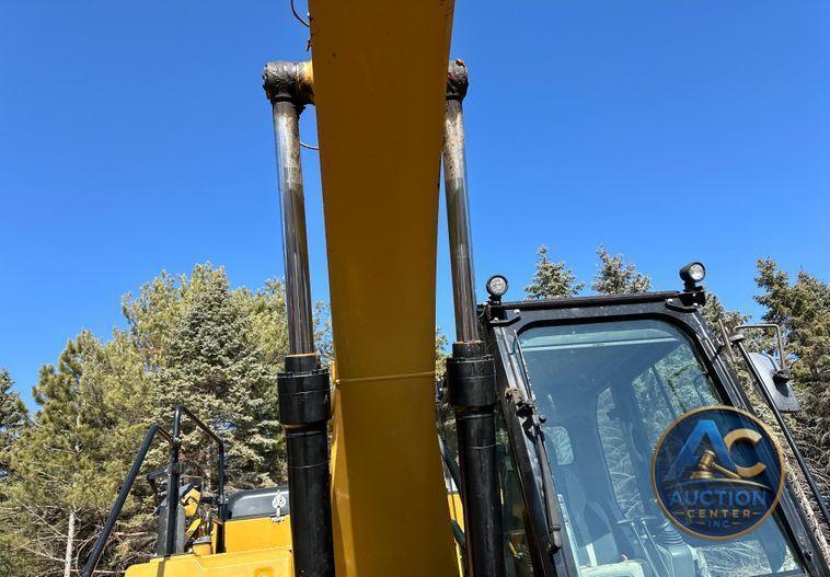 2015 Caterpillar 323FL excavator