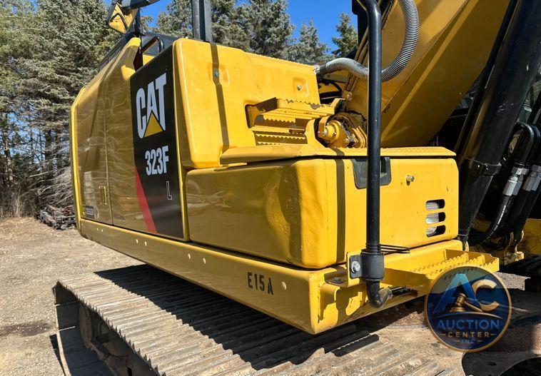 2015 Caterpillar 323FL excavator