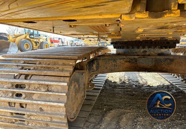 2015 Caterpillar 323FL excavator